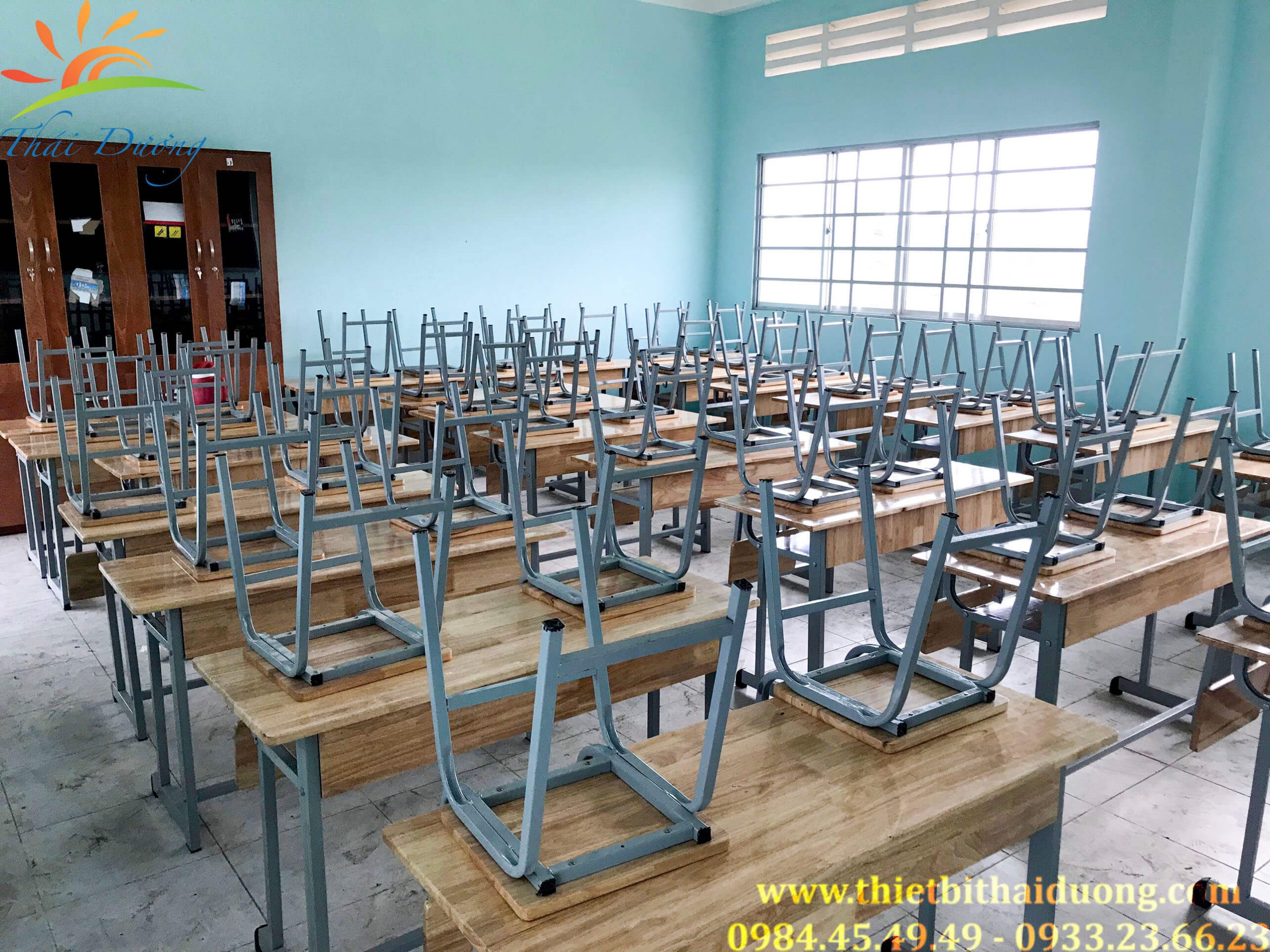bàn ghế học sinh